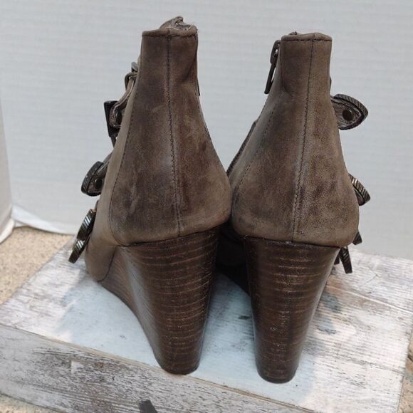 👍 Aldo Booties Size 5 / 35.    A5 - Picture 4 of 6